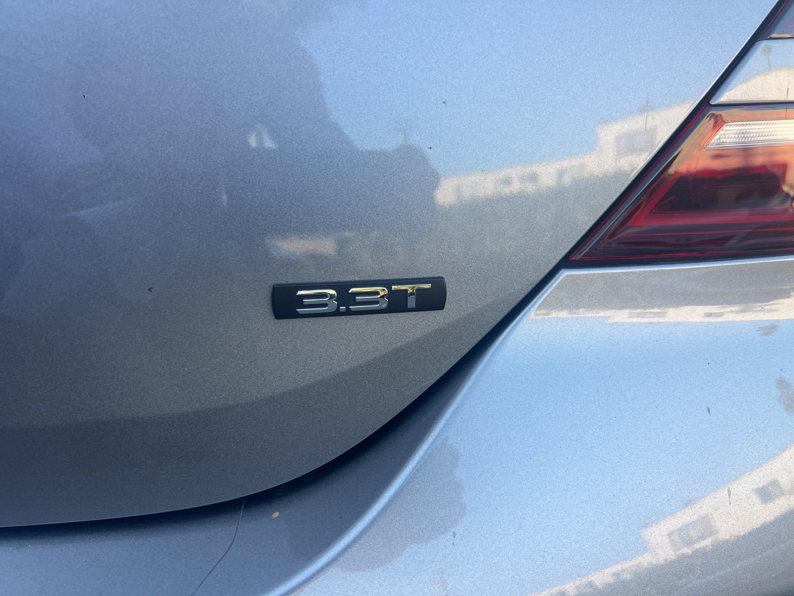 Used 2023 Genesis G70 3.3T w/ Sport Prestige Package RWD image 12