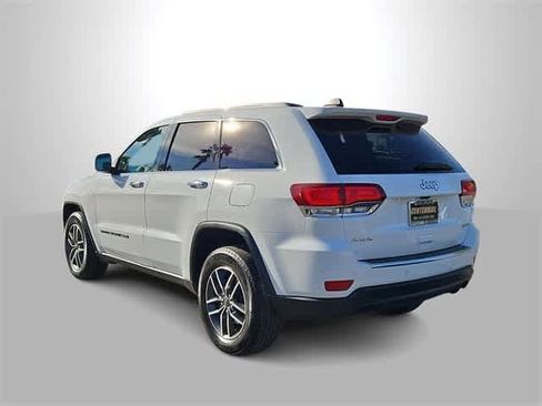 Used 2022 Jeep Grand Cherokee Limited image 6