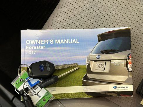 Used 2017 Subaru Forester 2.5i Limited AWD/4WD image 35