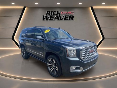 Used 2020 GMC Yukon Denali w/ Denali Premium Package AWD/4WD image 11