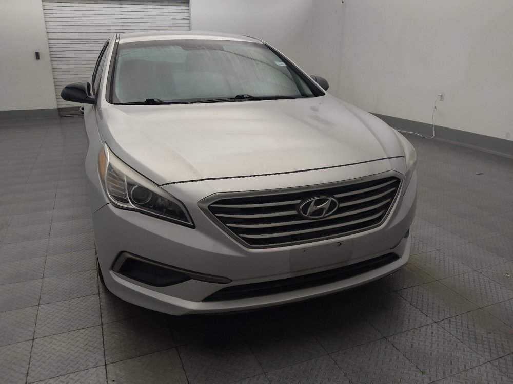 Used 2016 Hyundai Sonata SE FWD image 14