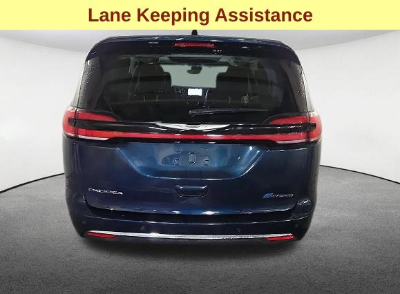 Used 2023 Chrysler Pacifica Limited FWD image 8