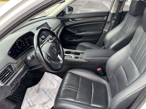Used 2022 Honda Accord Touring image 23