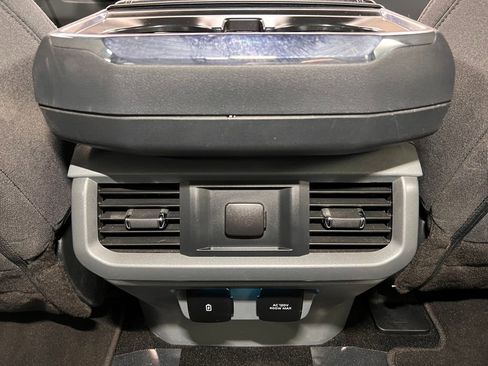 Used 2022 Ford F150 XLT w/ Equipment Group 302A High image 22