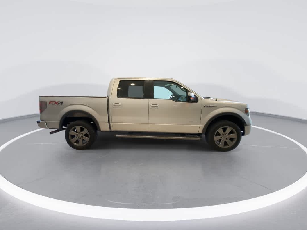 Used 2014 Ford F150 FX4 w/ Equipment Group 402A Luxury AWD/4WD image 9