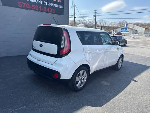 Used 2018 Kia Soul FWD image 8