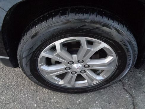 Used 2016 GMC Acadia SLT image 32