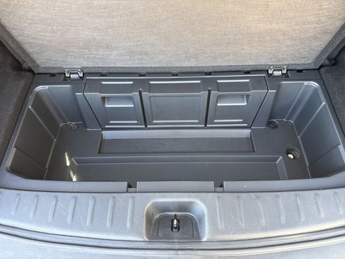 Used 2024 Nissan Pathfinder SV FWD image 26