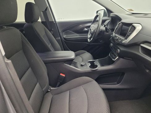Used 2024 GMC Terrain SLE image 21