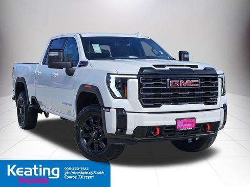Used 2025 GMC Sierra 2500 AT4 image 3
