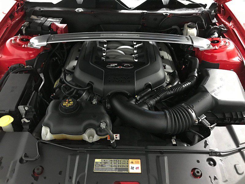 Used 2013 Ford Mustang GT Premium RWD image 35