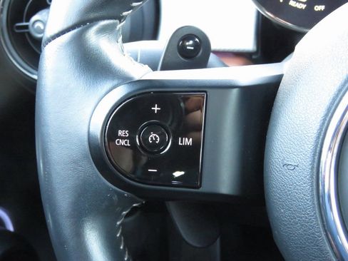 Used 2023 MINI Cooper S image 22