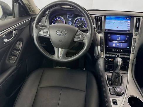 Used 2016 INFINITI Q50 3.0t Premium w/ Driver Assistance Package RWD image 30