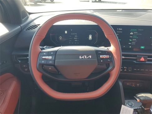 New 2026 Kia Sportage SX image 10