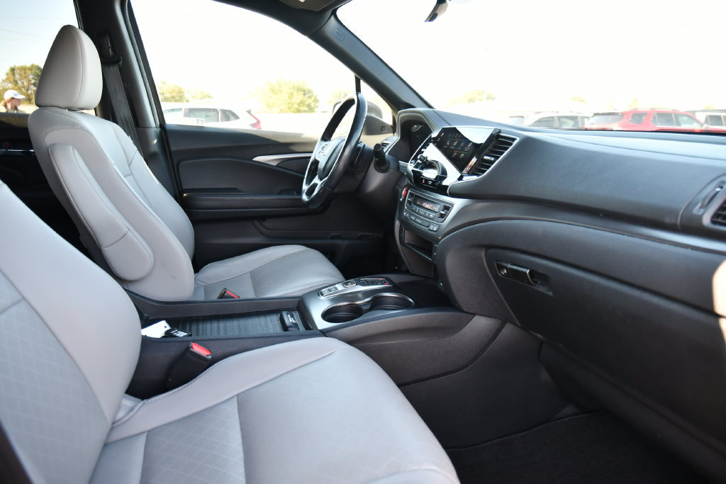 Used 2021 Honda Passport EX-L image 32