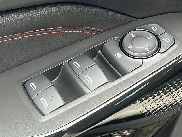 Used 2026 Chevrolet Trax RS w/ Sunroof Package FWD image 16