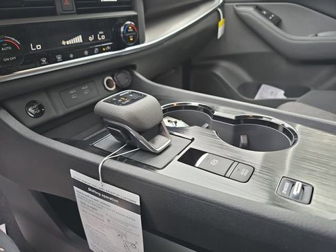 New 2026 Nissan Rogue SV image 27