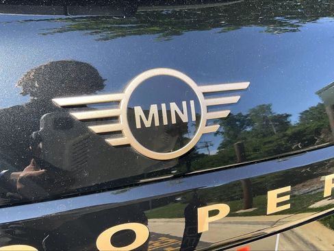 Used 2025 MINI Cooper S FWD image 31
