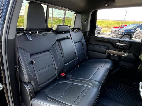 Used 2023 GMC Sierra 3500 Denali w/ Denali Ultimate Package image 29