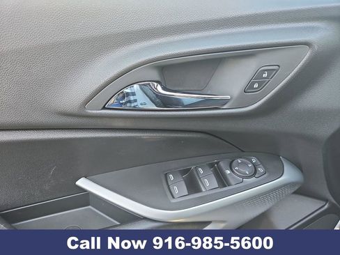 New 2026 Chevrolet Trax RS w/ Sunroof Package image 18