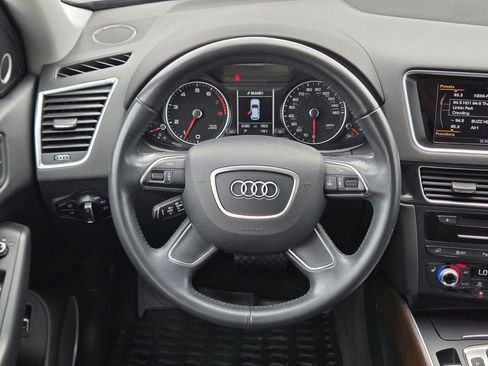 Used 2017 Audi Q5 2.0T Premium Plus w/ Technology Package image 21