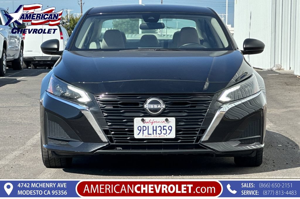 Used 2025 Nissan Altima 2.5 SV FWD image 9