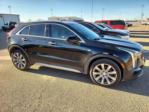 Used 2019 Cadillac XT4 Premium Luxury image 9