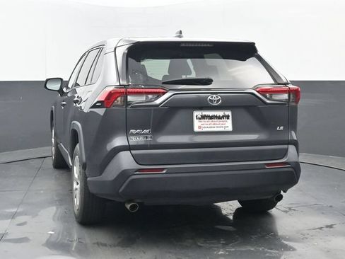 Used 2023 Toyota RAV4 LE FWD image 4