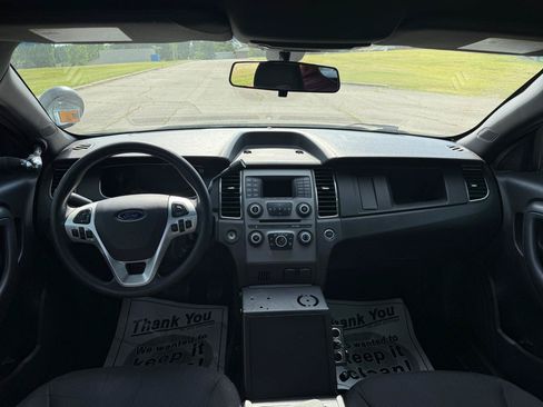 Used 2017 Ford Taurus Police Interceptor FWD image 10