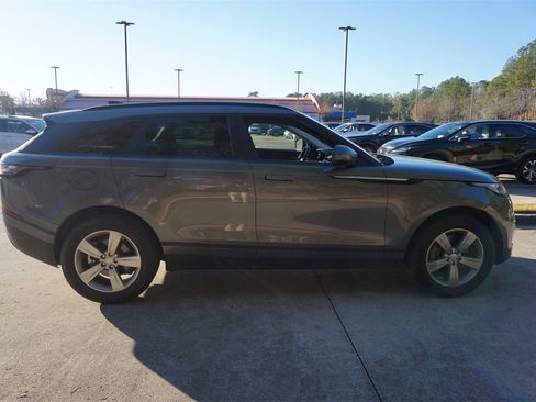 Used 2018 Land Rover Range Rover Velar S image 22