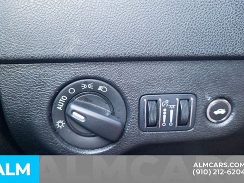 Used 2023 Dodge Charger SXT image 32