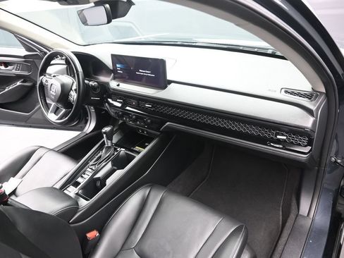 Used 2023 Honda Accord Touring image 21