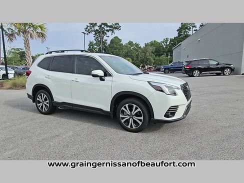 Used 2024 Subaru Forester Limited AWD/4WD image 17