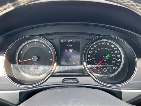 Used 2021 Volkswagen Atlas SE image 12