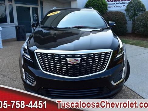 Used 2025 Cadillac XT5 Luxury w/ LPO, Floor Liner Package FWD image 4