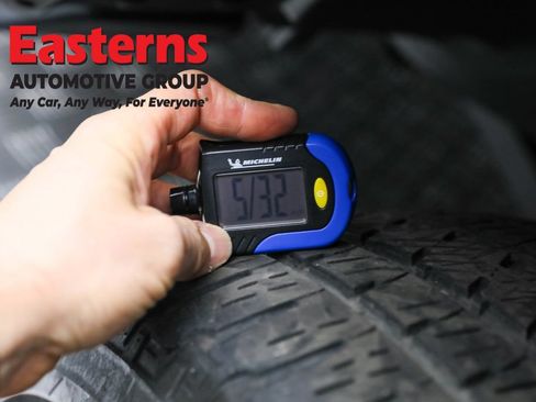 Used 2021 Jeep Wrangler Unlimited Sahara w/ Cold Weather Group AWD/4WD image 29