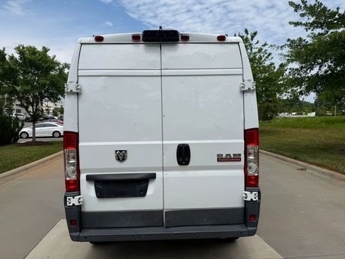 Used 2017 RAM ProMaster 2500 w/ Interior Convenience Group FWD image 7