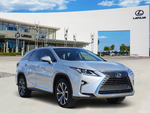 Used 2018 Lexus RX 350L Navigation, Premium Package image 2