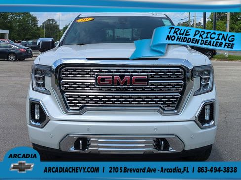 Used 2019 GMC Sierra 1500 Denali w/ Denali Ultimate Package AWD/4WD image 9