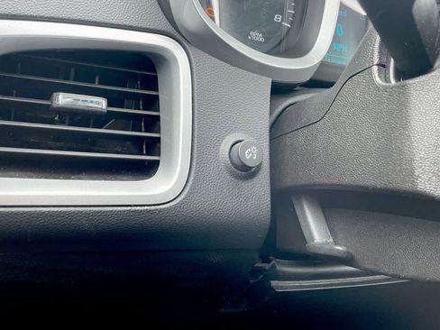 Used 2012 Chevrolet Equinox LS image 23