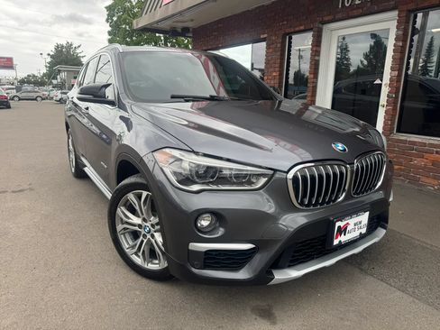 Used 2017 BMW X1 xDrive28i AWD/4WD image 1