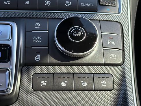 Used 2023 Hyundai Santa Fe Limited FWD image 30