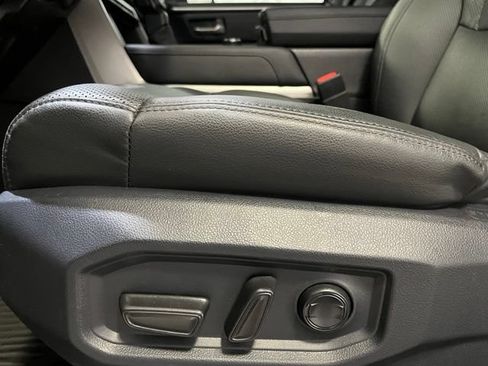 Used 2025 Toyota Tundra Limited w/ TRD Off-Road Package AWD/4WD image 13