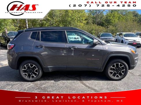 Used 2021 Jeep Compass Trailhawk image 7