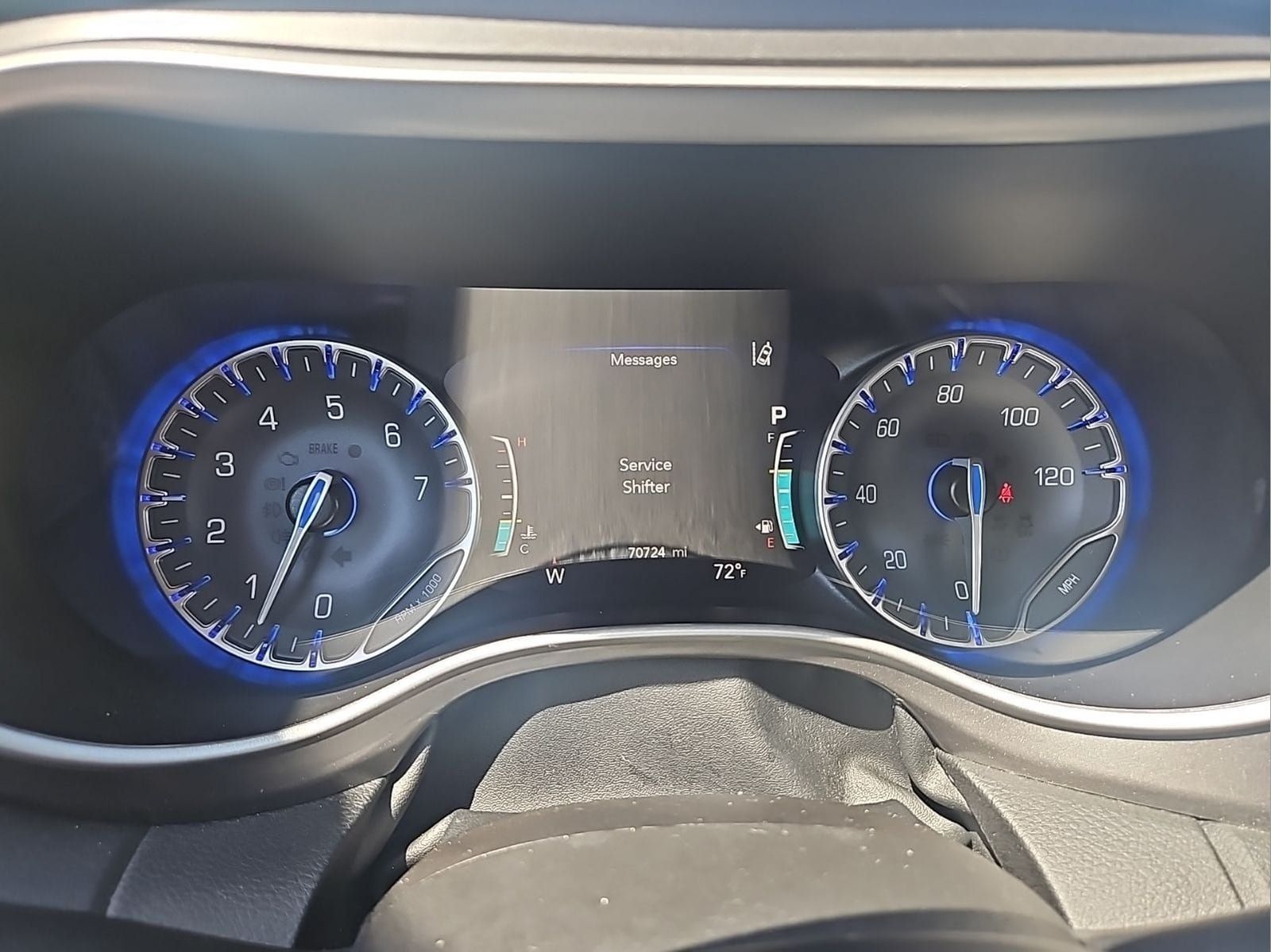 Used 2023 Chrysler Pacifica Touring-L FWD image 25