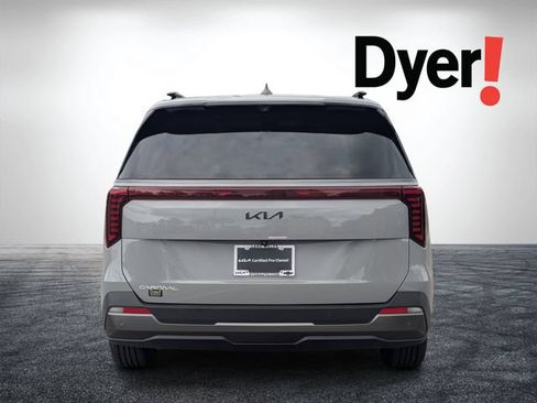Certified 2025 Kia Carnival SX Prestige FWD image 5