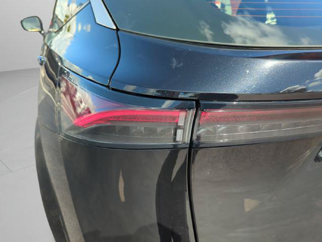 Certified 2024 Nissan Ariya FWD image 18