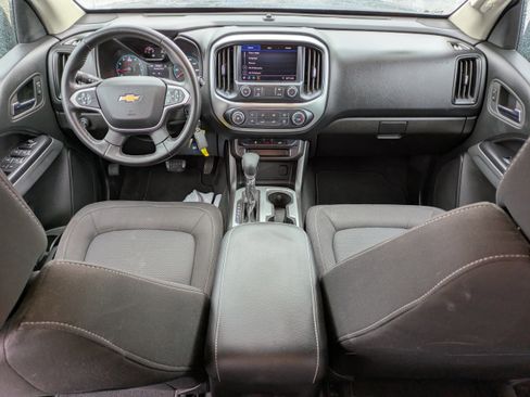 Used 2022 Chevrolet Colorado LT w/ LT Convenience Package image 14