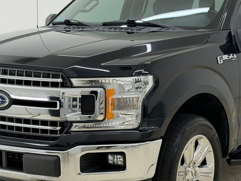 Used 2019 Ford F150 XLT w/ Equipment Group 302A Luxury AWD/4WD image 12