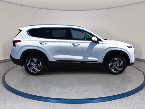 Used 2023 Hyundai Santa Fe SEL AWD/4WD image 5